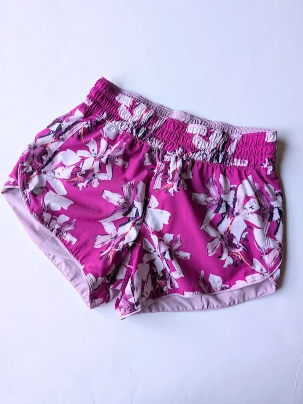 Avia Athletic Active Reversible Floral Magenta Running Shorts Girls L(10-12)